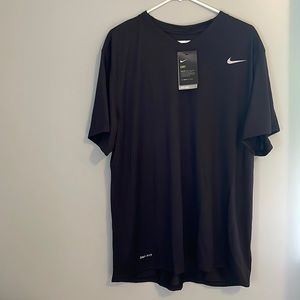 Nike fry fit v neck